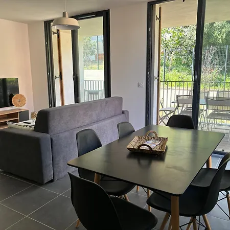 Lägenhet Appartement Bormes *