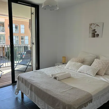 Lägenhet Appartement Bormes