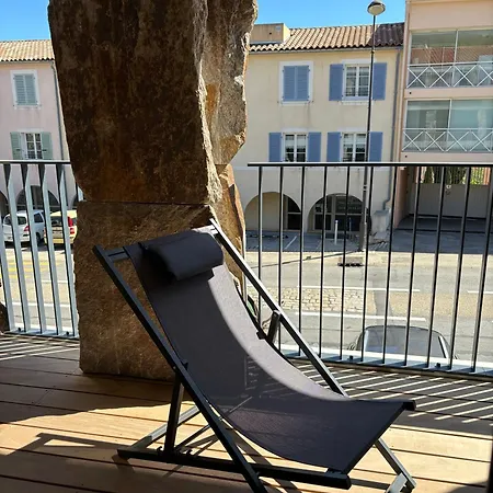 Lägenhet Appartement Bormes *